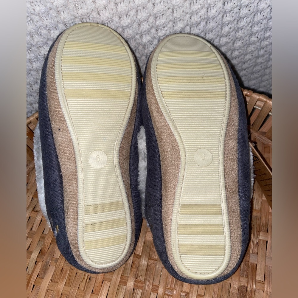 Aprés by Lamo Yasmin Charcoal Faux Fur Moccasins NEW IN BOX - Picture 4 of 9